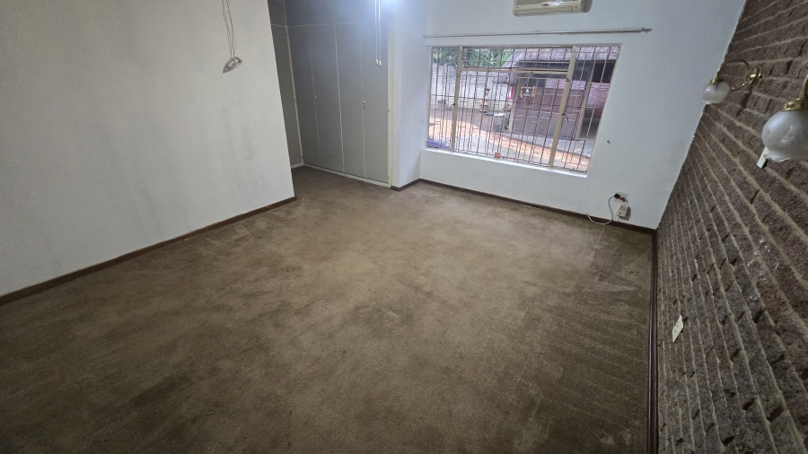 3 Bedroom Property for Sale in Geelhoutpark North West